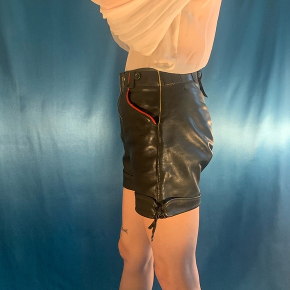 Vintage German leather biker Fetish style shorts - Picture 6 of 12